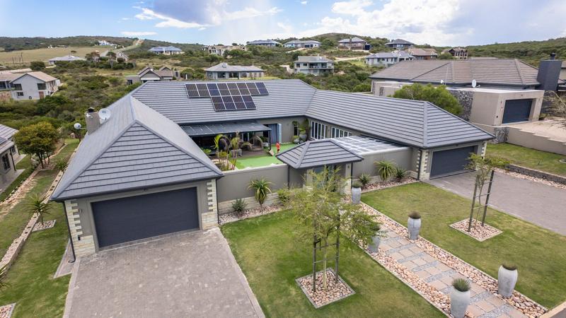 5 Bedroom Property for Sale in Num Num Cape Estate Western Cape